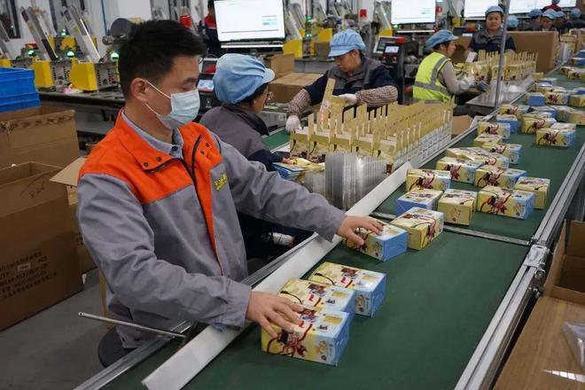 难求” 成爆款竟然是开化出品！PG麻将胡了哪吒卡牌 “一卡(图3)